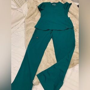 Grey’s Anatomy scrub set in teal. Medium top, Large Tall bottoms
